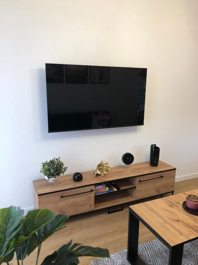 Apartament Pileckiego Nowy Dwor Mazowiecki Modlin Airport エクステリア 写真