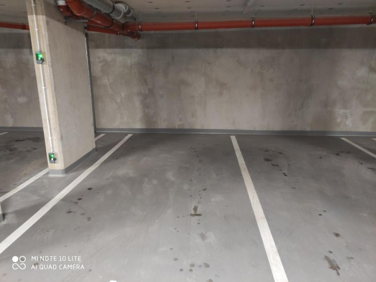 Apartament Pileckiego Nowy Dwor Mazowiecki Modlin Airport エクステリア 写真